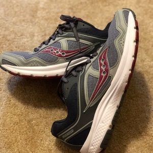 Women’s Saucony Cohesion sneaker size 7.5 gray